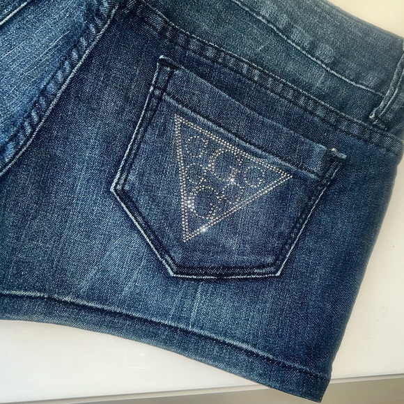 Guess Denim Shorts Women’s Size US 26 - Picture 3 of 5